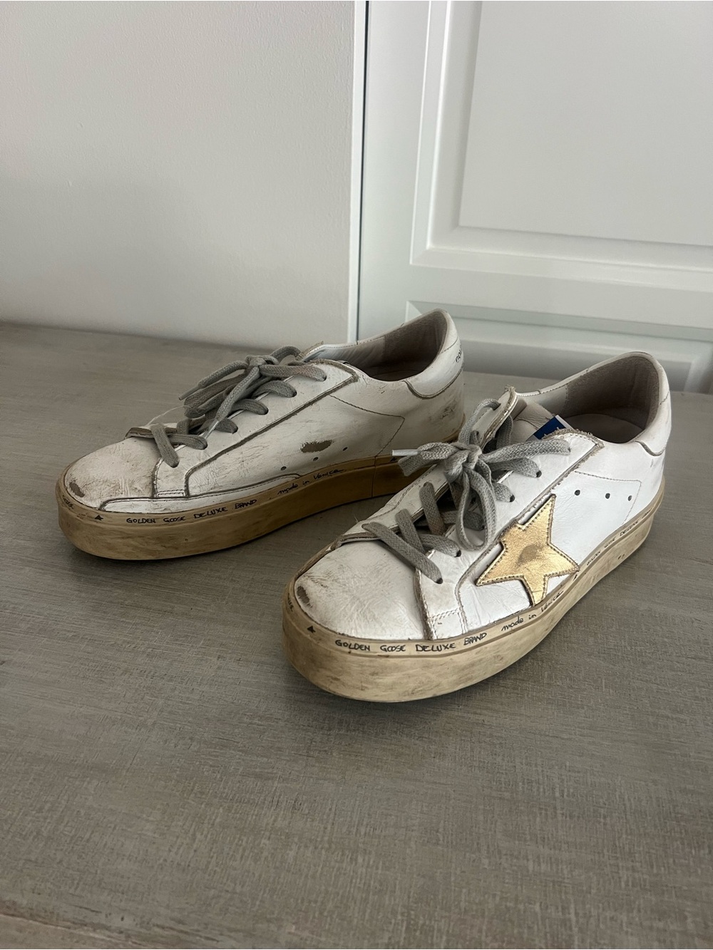 Golden Goose Hi Star - Gold